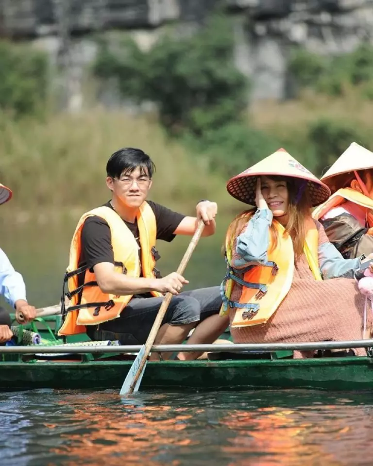 Trang An boat tour routes