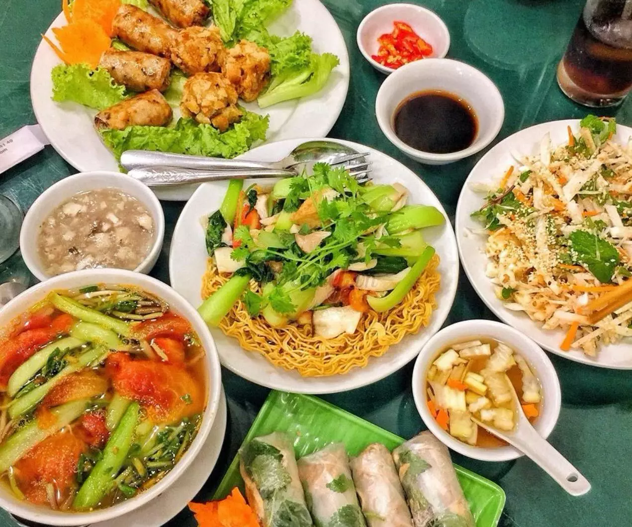 Cơm chay Nàng Tấm - quán ăn khu vực Hoàn Kiếm được nhiều thực khách ăn chay ghé thăm