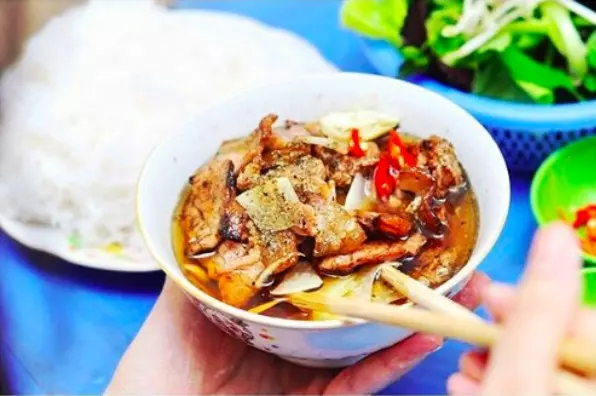 Bún Chả Khánh Vân - quán bún chả giá rẻ tại Hà Đông