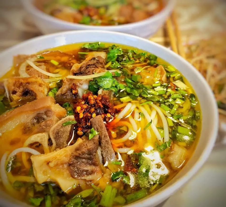 Bún Bò Xưa - bún bò ngon Bình Thạnh