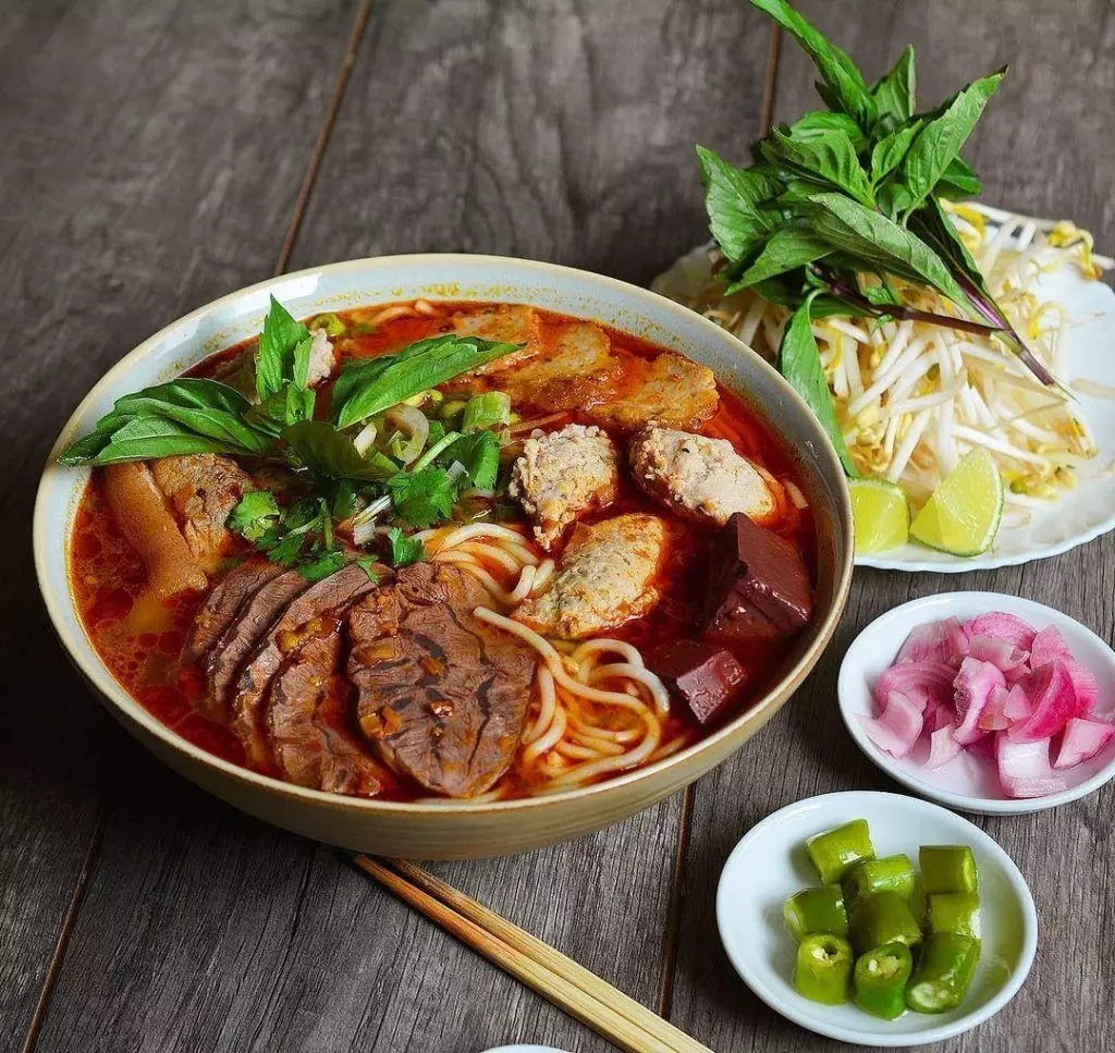 Bún Bò Cô Đào 22A - bún bò ngon Bình Thạnh