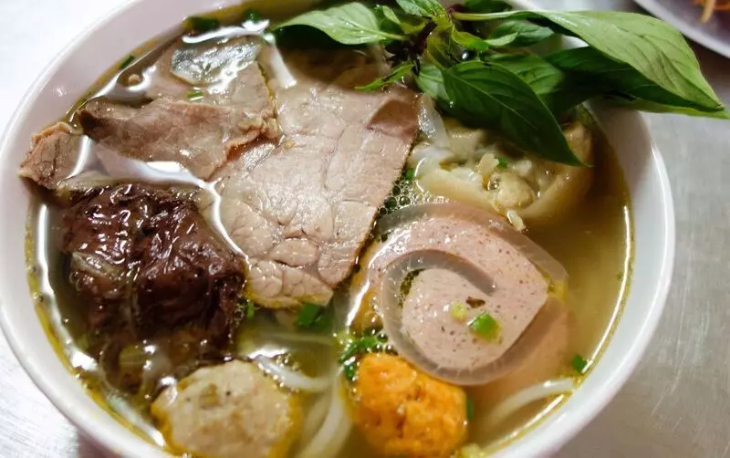 Bún bò Huế O Uông