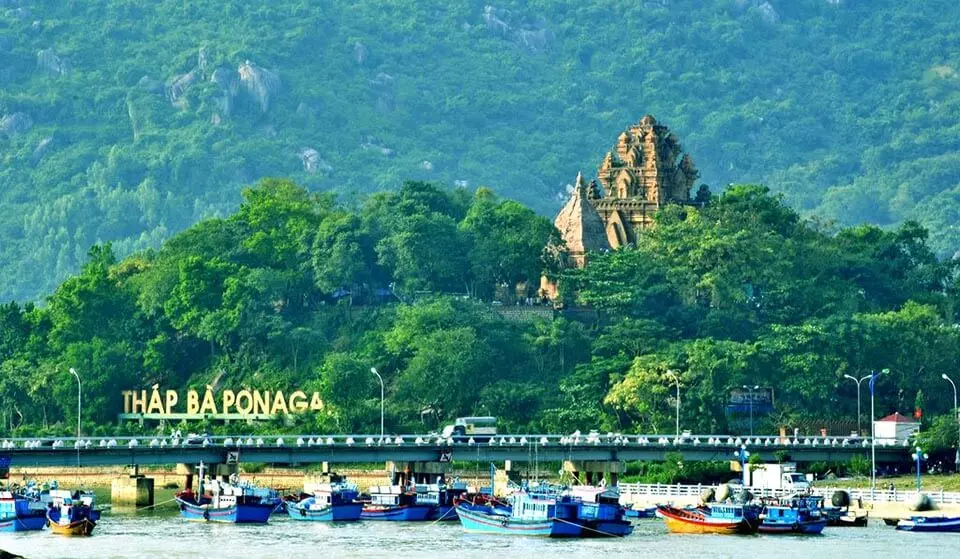 tháp bà ponagar nha trang