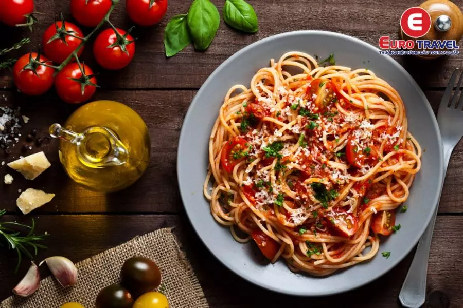 Spaghetti - Món mì pasta nổi tiếng của Ý