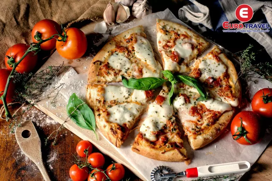 Pizza - Món Ý đầy tự hào