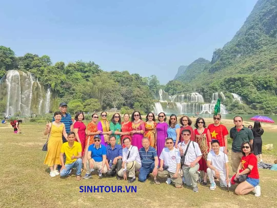 Tour Ho Bạc Bé và thác Ban Giốc