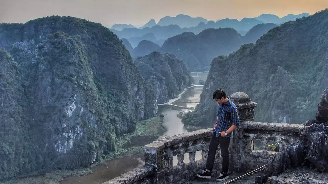 Hang Múa - danh thắng nổi tiếng Ninh Bình