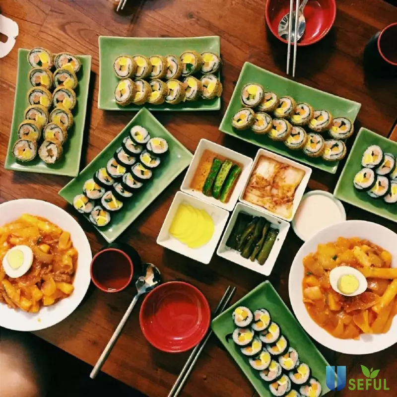 Các món ăn Hàn thơm ngon bình dân tại Hà Nội