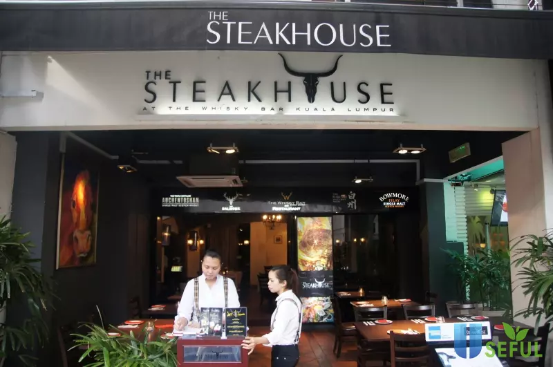 Valentine ăn ở đâu ngon? Thử qua quán The Steak House