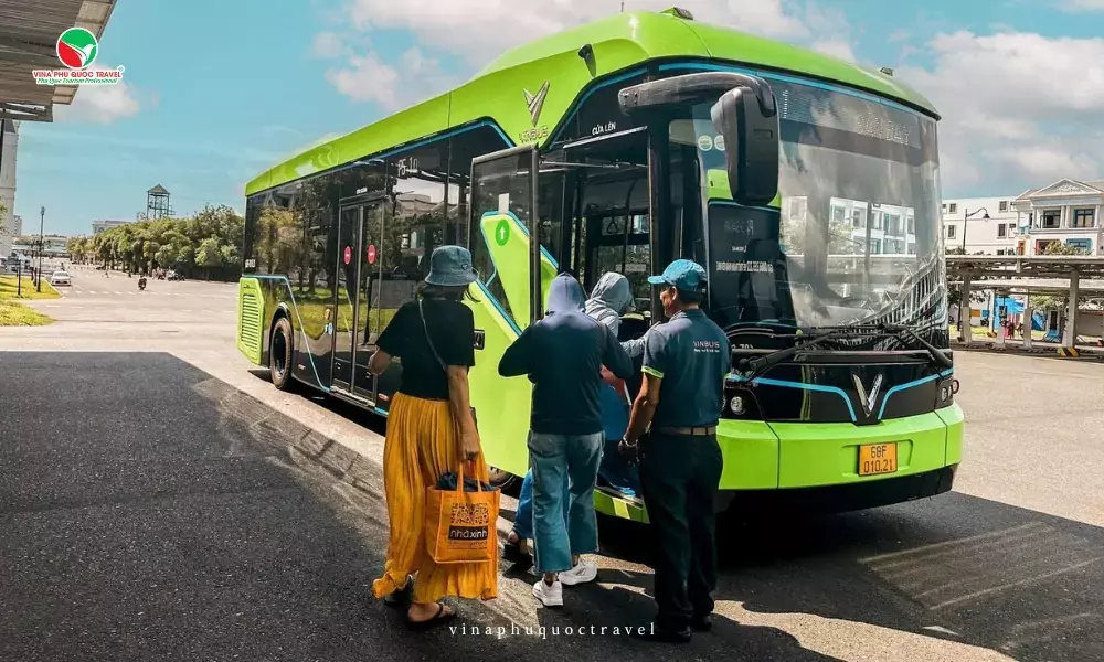 Lịch trình xe bus VinWonders Phú Quốc chi tiết MỚI NHẤT 2023