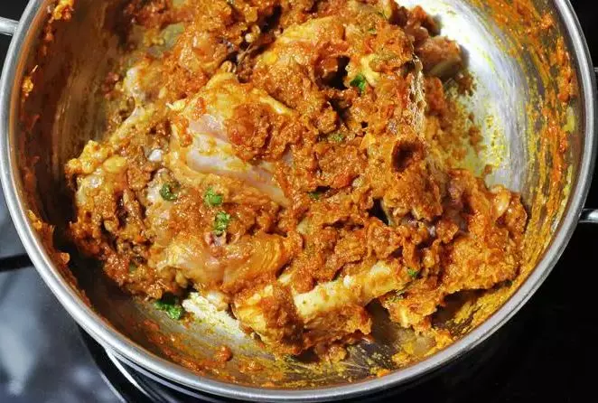 Cách nấu cà ri gà thơm mềm, chuẩn vị Ấn Độ, ngon chẳng kém nhà hàng - 9