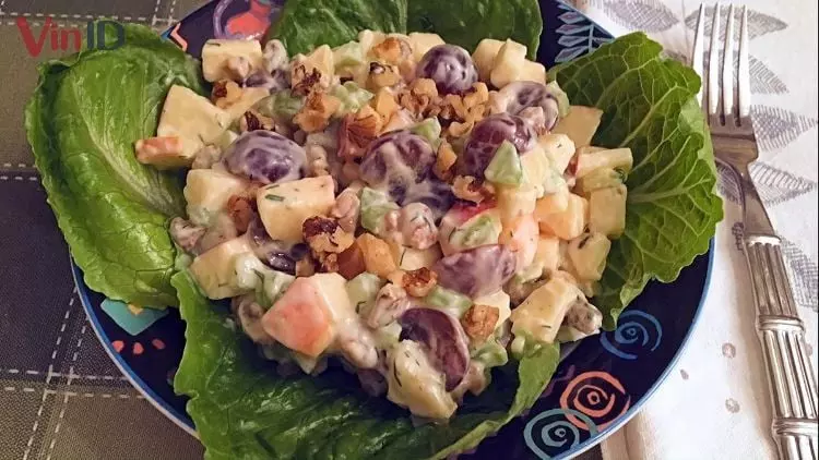 Salad Nga trộn táo giòn ngon, thanh mát, rất bắt vị