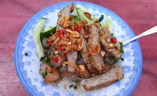 Bánh Quai Vạc Cô Lục