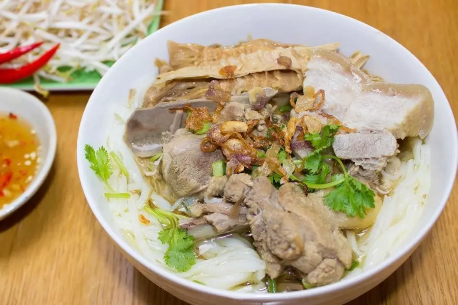 Bún măng vịt