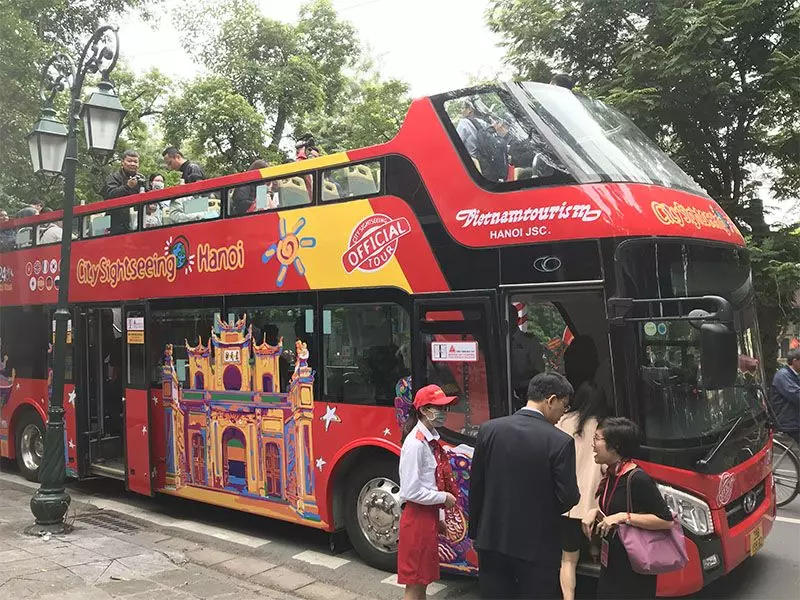 Xe bus 2 tầng Hà Nội bắt đầu chạy từ 9h00