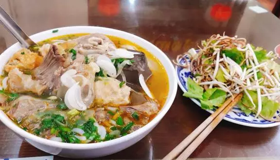 Bún bò Huế