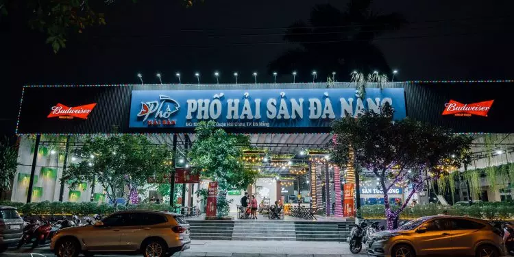 Phố Hải Sản - 100 Tiểu La