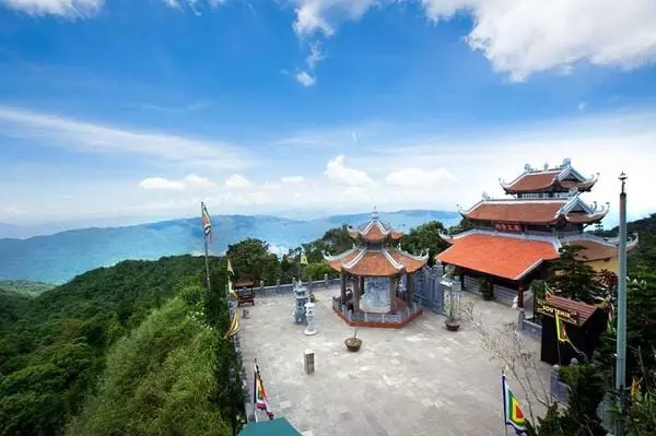 Đền Bà Chúa Thượng Ngàn trên Bà Nà Hill