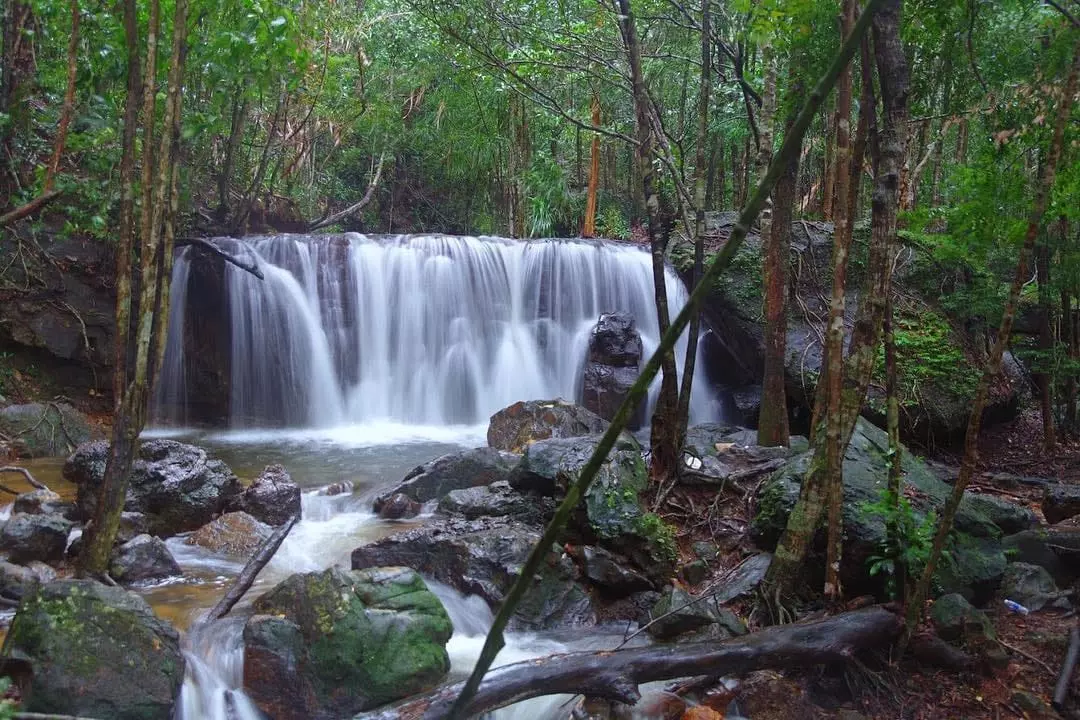 suoi tranh waterfall