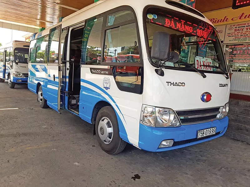 Khá nhiều tuyến bus đi từ Đà Nẵng đến Huế cho bạn lựa chọn