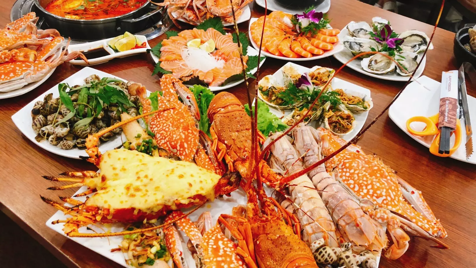 Poseidon - Thương hiệu buffet hải sản nổi tiếng Hà Nội