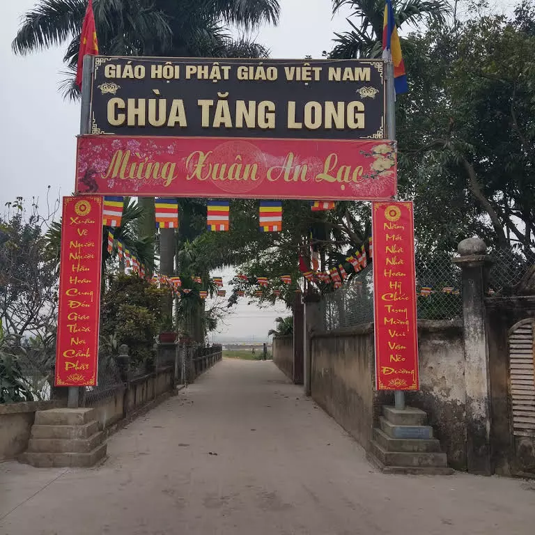 Chùa Tăng Long là một ngôi chùa nhỏ ở Sóc Sơn được nhiều người biết đến