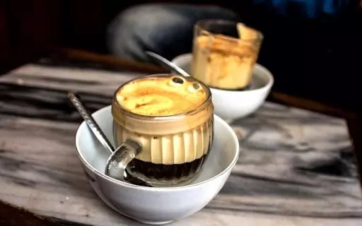 Cà phê cốt dừa nổi lên từ trào lưu Food Tour Hải Phòng