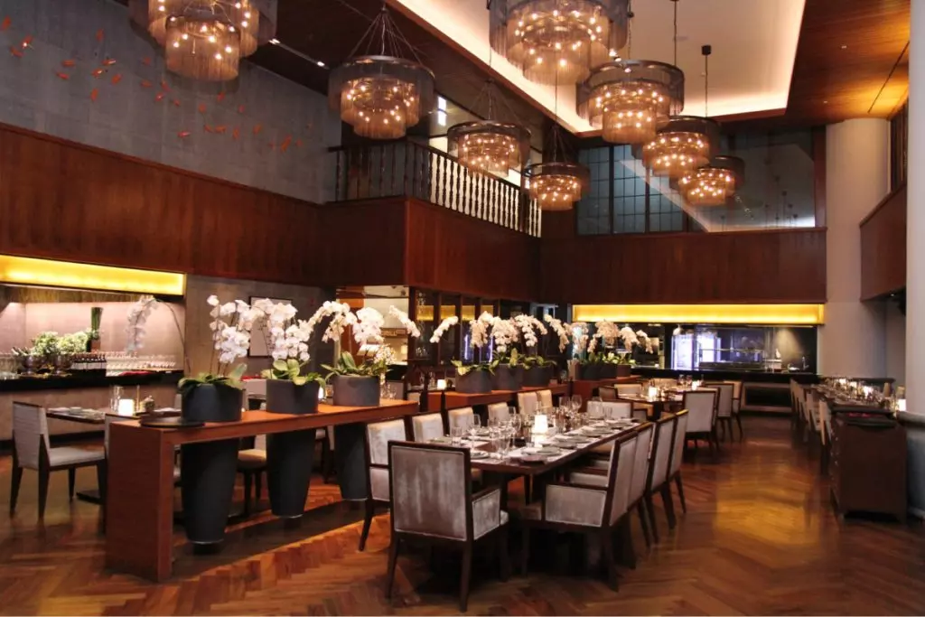 Không gian nhà hàng Grill 63 - Tầng 63, Lotte Hotel Hanoi