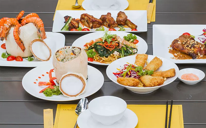 Dạo chơi Sài Gòn và khám phá 10 nhà hàng tuyệt vời ở Quận 3 - Mytour