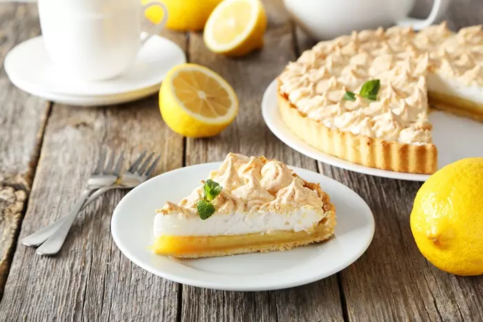 Tarte au Citron là một trong những món tráng miệng yêu thích của người Pháp.