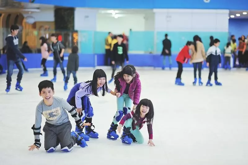 Toàn cảnh Vincom Ice Rink Landmark 81