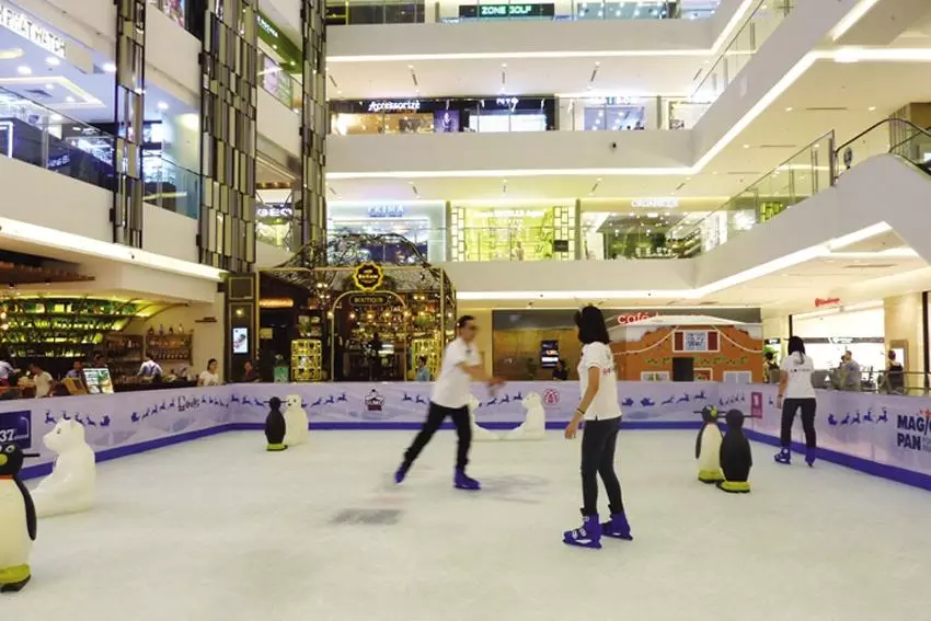 Ice Skating Centre, Saigon Centre Takashimaya