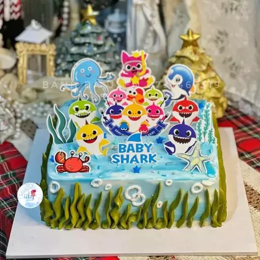 Bánh kem thôi nôi hình Baby Shark