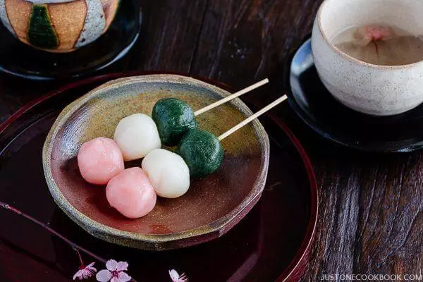 Dango - Nhật Bản