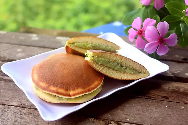 Bánh Dorayaki - Nhật Bản