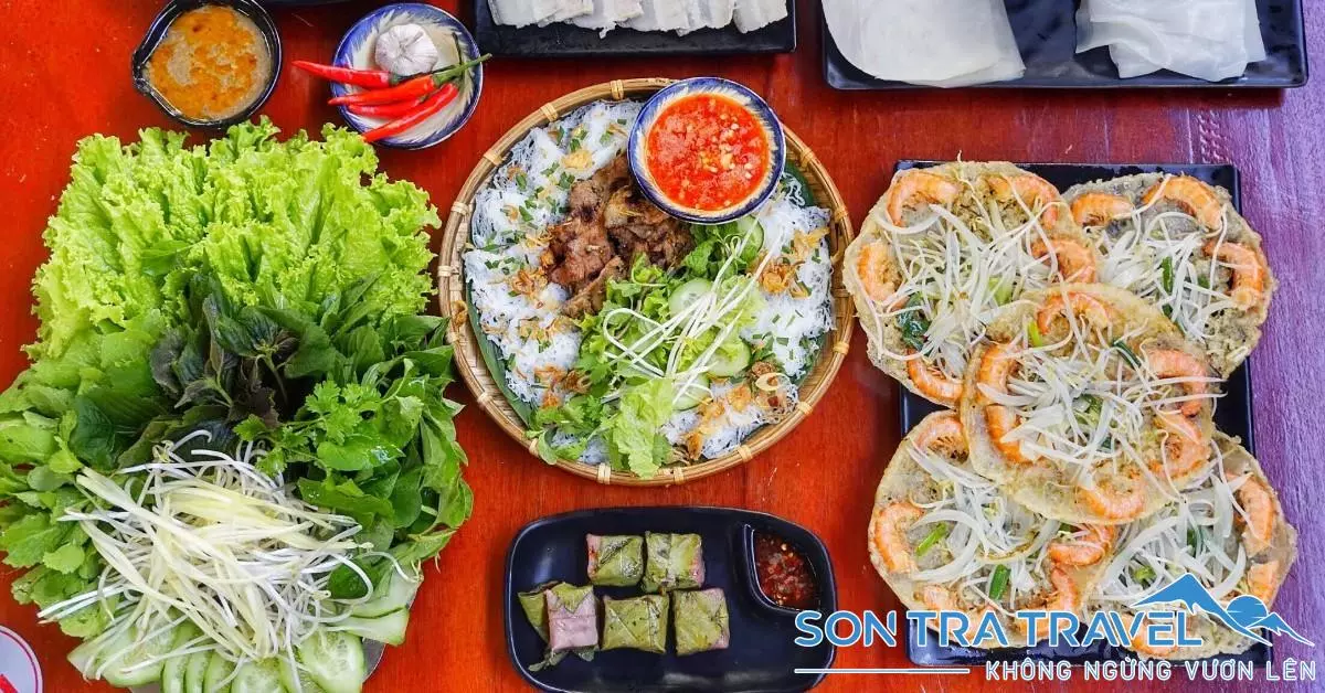 Bánh xèo tôm nhảy đặc trưng mang hương vị của Bình Định