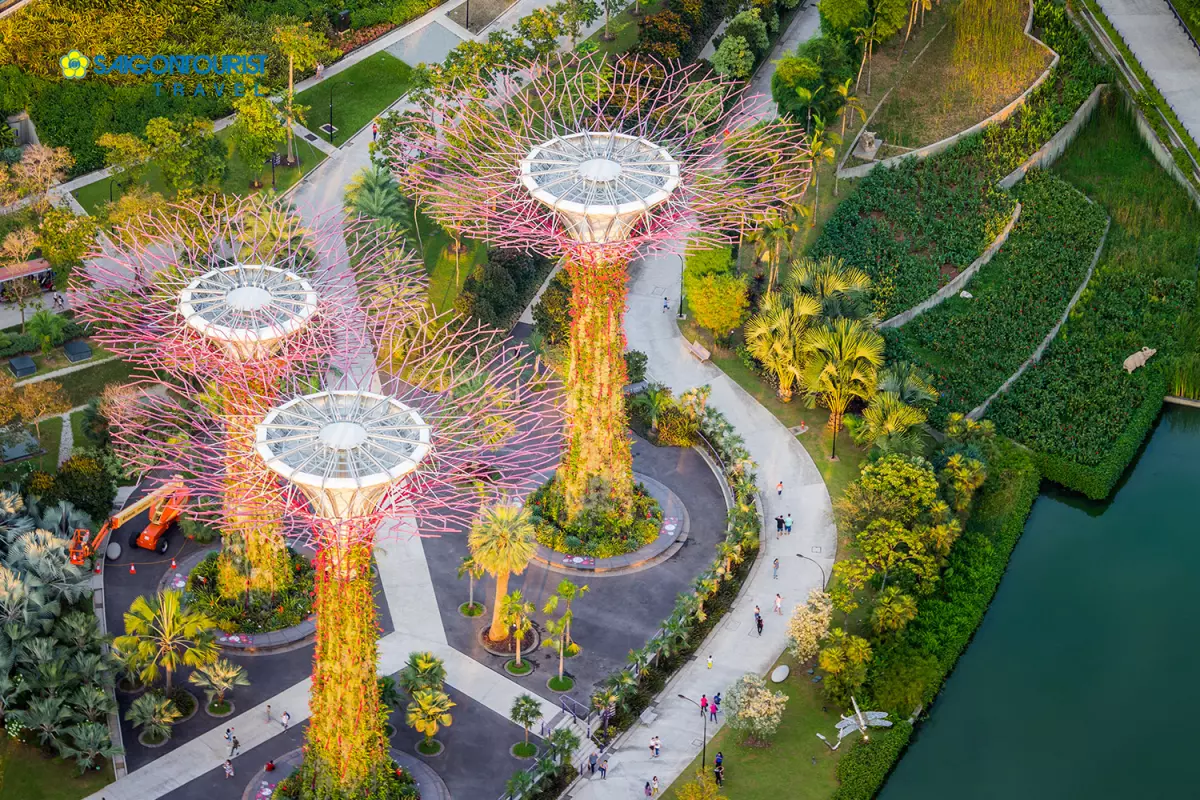 Gardens by the Bay